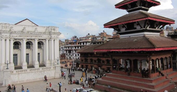 Kathmandu: Full-Day Sightseeing Tour - Experience Swayambhunath and Boudhanath