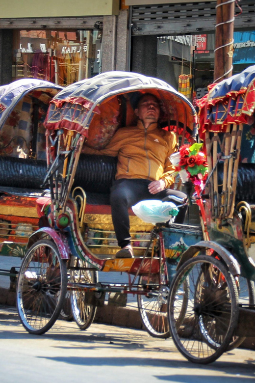 Kathmandu: Half-Day Walking Tour With Local Guide - Itinerary Highlights