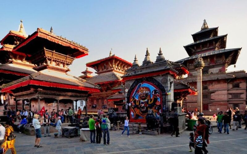 Kathmandu Pokhara Chitwan Luxury Family Tour - Experiences and Activities