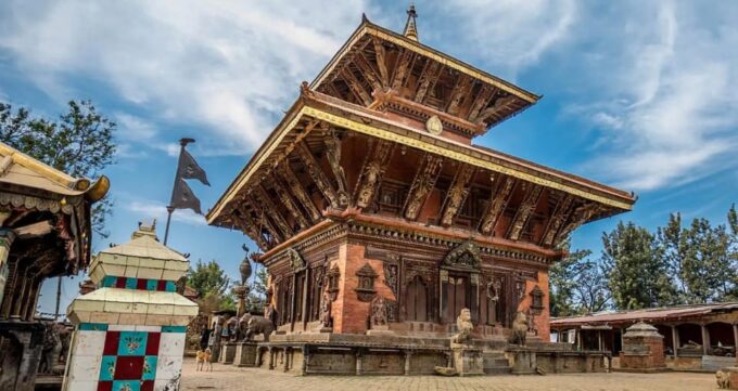 Kathmandu: Private Kathmandu City Tour With Car and Guide - Swoyambhunath Stupa (Monkey Temple)
