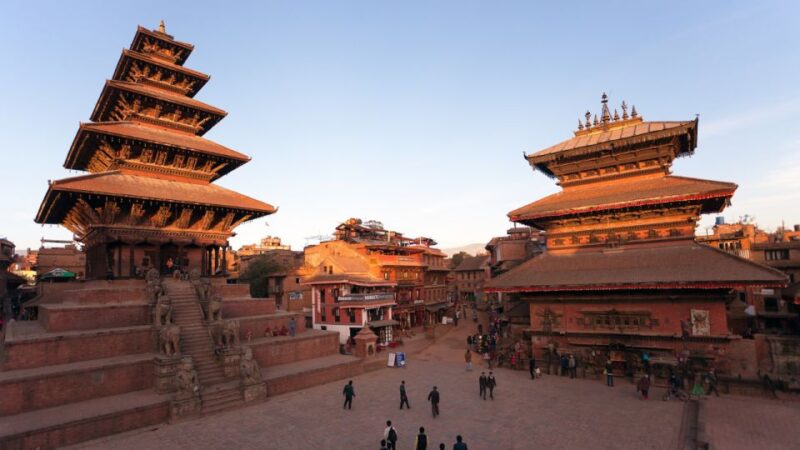 Kathmandu: Private Patan and Bhaktapur Sightseeing Tour - Krishna Mandir and Golden Temple