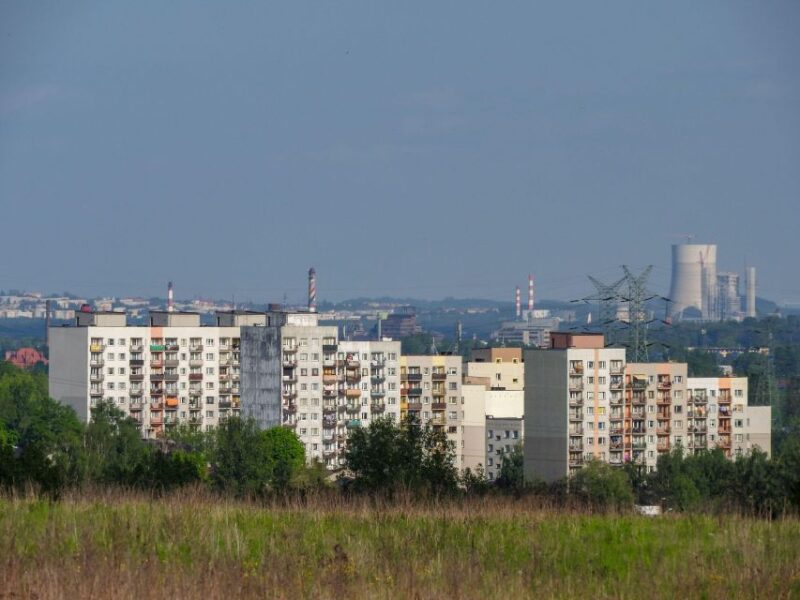 Katowice: Express Walk With a Local in 60 Minutes - Booking and Cancellation