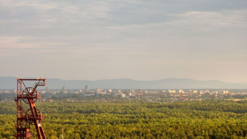 Katowice: Express Walk With a Local in 60 Minutes - Preparation and Important Details