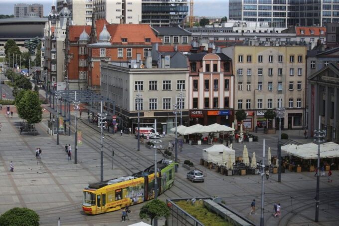 Katowice: Private City Tour With Stories & Viewing Points - Nikiszowiec: Historic Workers Area