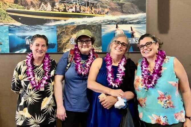 Kauai Airport Lei Greeting - Meeting Point and Location