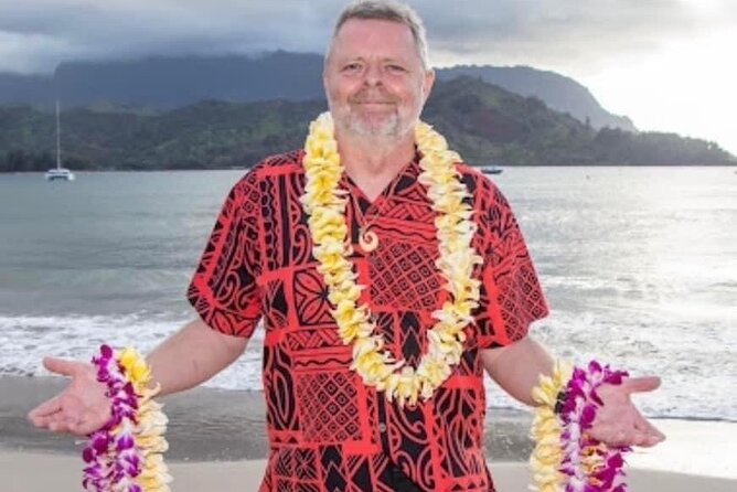 Kauai Airport Lei Greeting - Additional Details