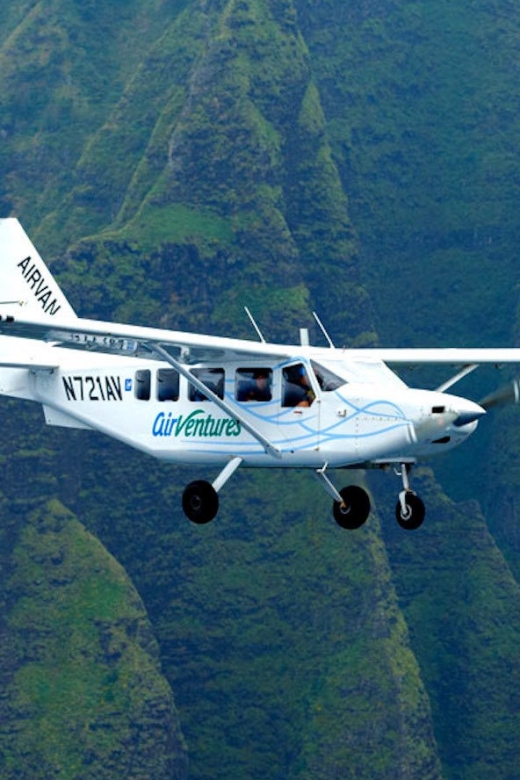 Kauai: Entire Kauai Air Tour With Window Seats - Flight Experience and Itinerary