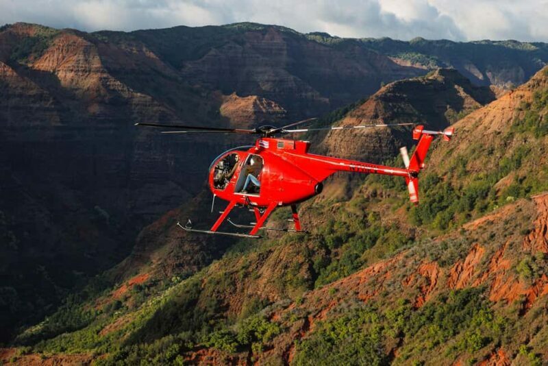 Kauai: Hughes 500 4-Passenger Doors-Off Helicopter Flight - An In-Depth Look at the Kauai Doors-Off Helicopter Tour