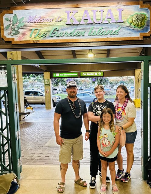 Kauai Lei Greeting - Accessibility and Personalized Experience