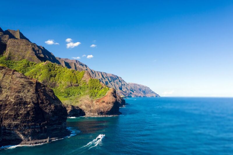 Kauai: Niihau and Na Pali Coast Full-Day Boat Tour - Experience Highlights