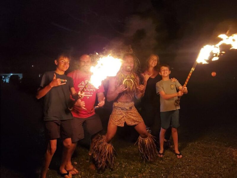 Kauai: Samoan FireKnife Experience - Witnessing Live FireKnife Demonstrations