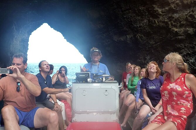 Kauais Ultimate Na Pali Coast Zodiac Boat Snorkeling & Sea Cave Eco Tour - Meeting and Pickup