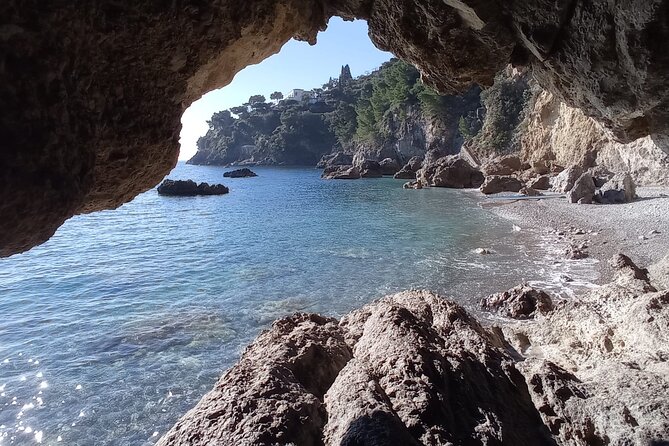 Kayak Activity Along Majestic Amalfi Coastline (Amalfi-Positano) - Exploring the Amalfi Coastline