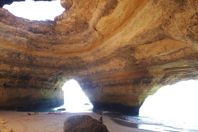 Kayak Algarve Tour BENAGIL by Diamond Tours - Key Features
