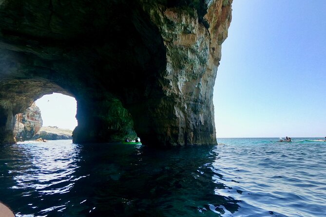 Kayak and Canoe Tour in Leuca and the Ponente Caves - Discovering Ancient Geological Features