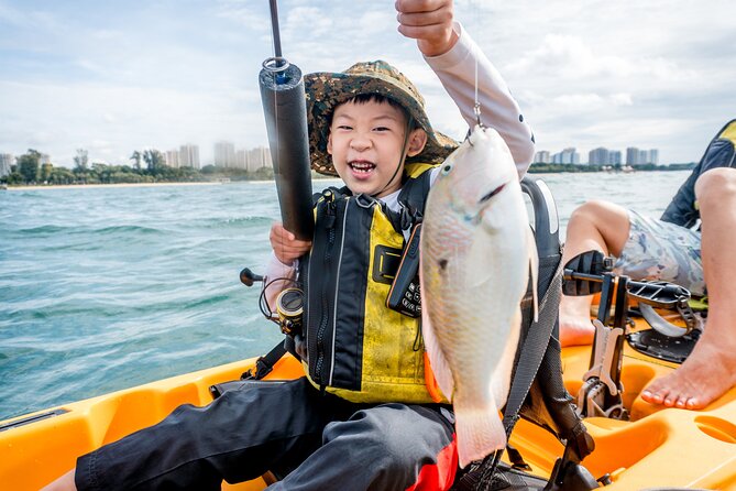 Kayak Fishing in Singapore, Sentosa, East Coast: Day, Sunset & Night Adventures - Getting to the Fishing Location