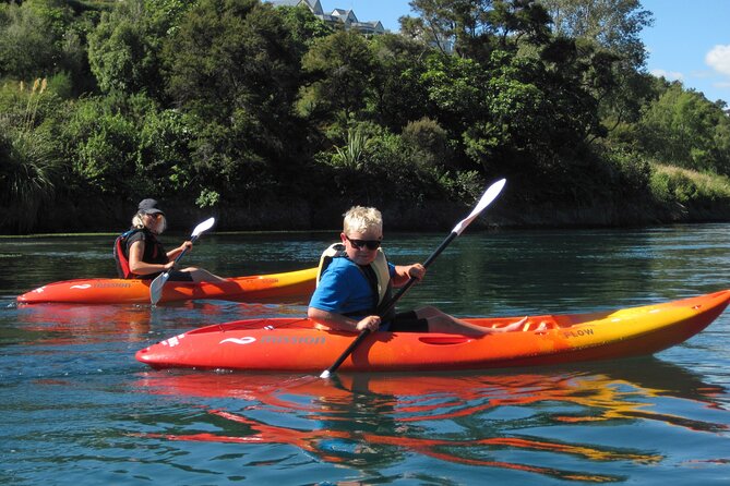 Kayak the Waikato River Taupo - Reviews and Ratings