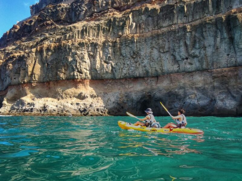 Kayak Through the Caves and Cliffs of Mogan - Key Points