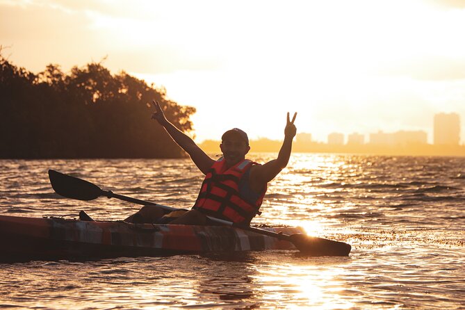 Kayak Tour at Sunset in Cancun - Health and Safety Information