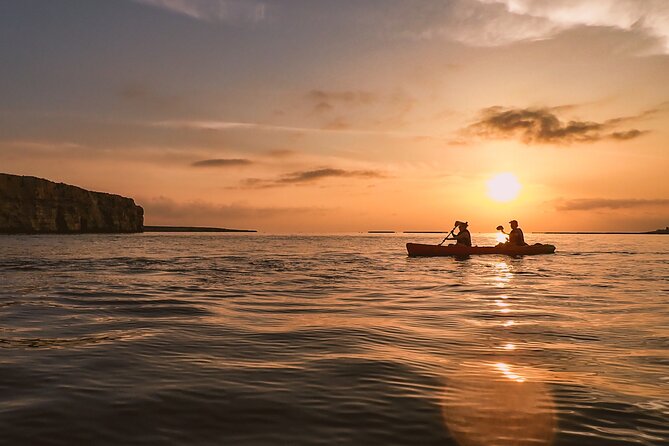 Kayak Tour Golden Hour at St Pauls Island 2 Hours 30 Minutes - Key Points