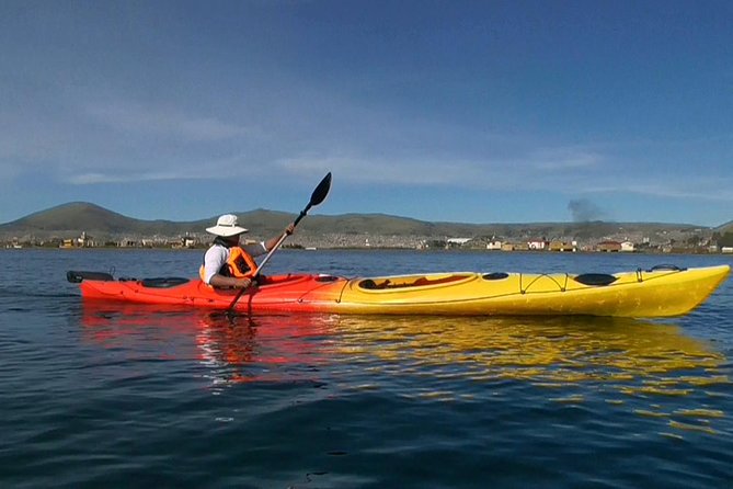 Kayak Uros More Connection Island Amantani 2d/1n - Visiting Connection Island