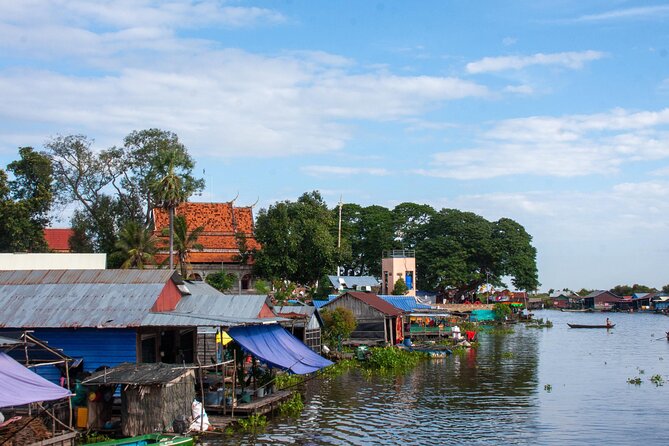 Kayaking & Floating Village in Tonle Lake - Explore Tonle Lake