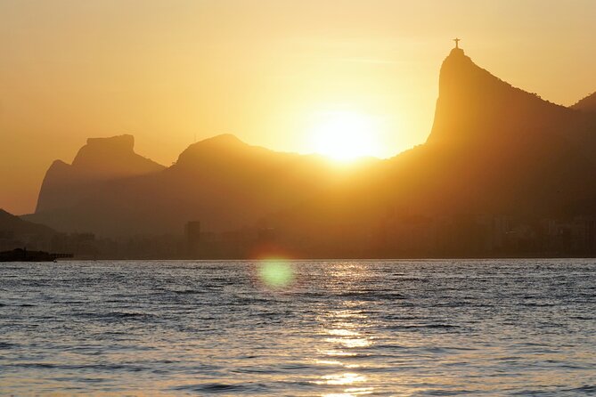 Kayaking in Rio De Janeiro: Action-Packed Tour of Coastal Wonders - Trilingual Guiding Services