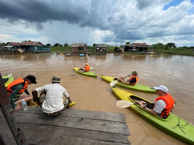 Kayaking on the Lake & Floating Village - Highlights
