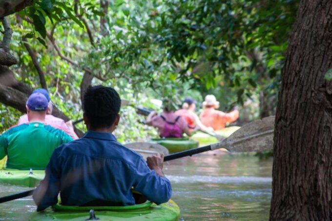 Kayaking on the Lake & Floating Village - Booking Details