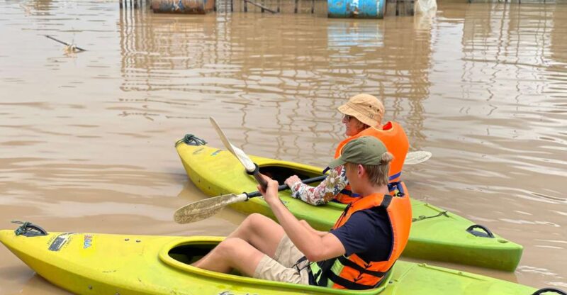 Kayaking on the Lake & Floating Village - Booking Information
