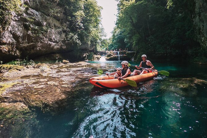 Kayaking on the Mreżnica River - Escaping Crowds and Relaxing