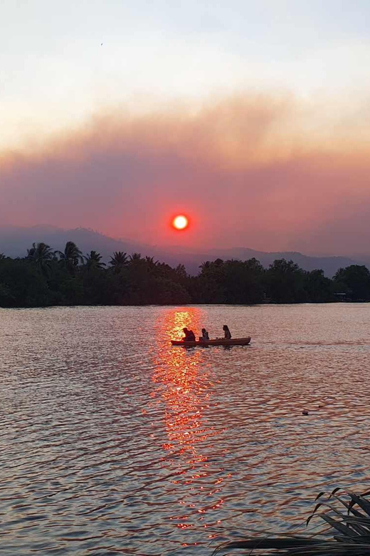 Kayaking Tour Around Green Cathedral - Activity Highlights