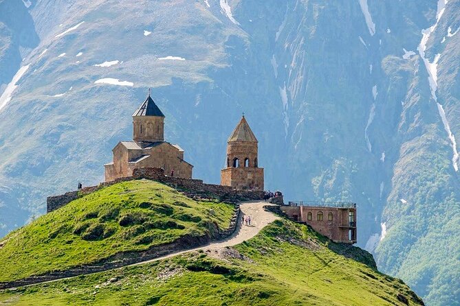 Kazbegi Amazing Tour - Tour Overview