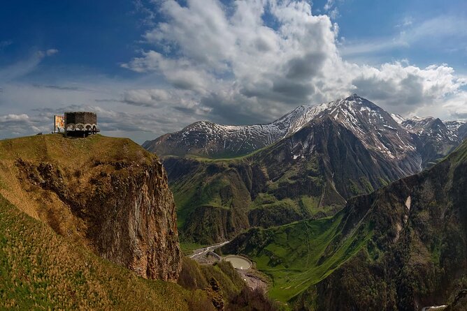 Kazbegi One Day Tour - Itinerary and Attractions