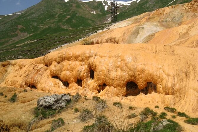 Kazbegi (Stepantsminda) and Gudauri Private Tour - Pickup and Drop-off Options