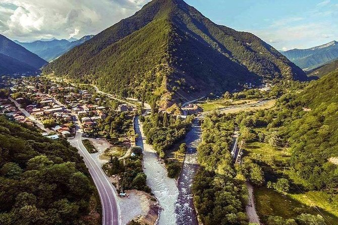 Kazbegi Tour - Day Trip to Breathtaking Mountains - Inclusions and Exclusions