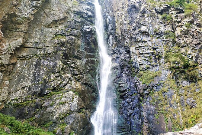 Kazbegi Tour With Gergeti Church, Waterfall Hike & Hidden Gems - Itinerary Breakdown