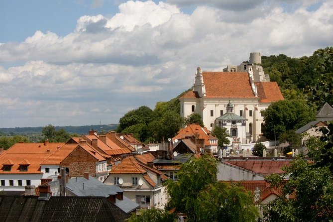 Kazimierz Dolny Small Group Tour From Warsaw With Lunch - Exploring Artistic Charm and Renaissance Architecture