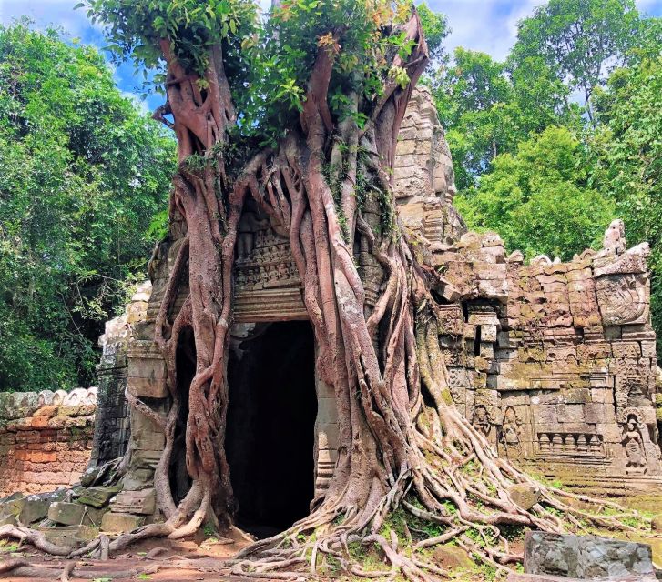 Kbal Spean Trekking Tour With Banteay Srei & Landmine Museum - Pickup and Transfers