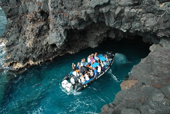 Kealakekua Bay Snorkeling Tour - 4 Hour Kona Zodiac Adventure - Exploring Kealakekua Bay