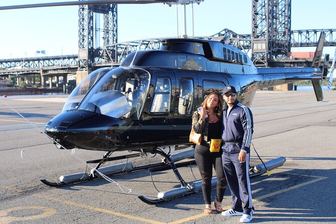 Kearny, NJ: Ultimate NYC Helicopter Tour - Weight and Accessibility