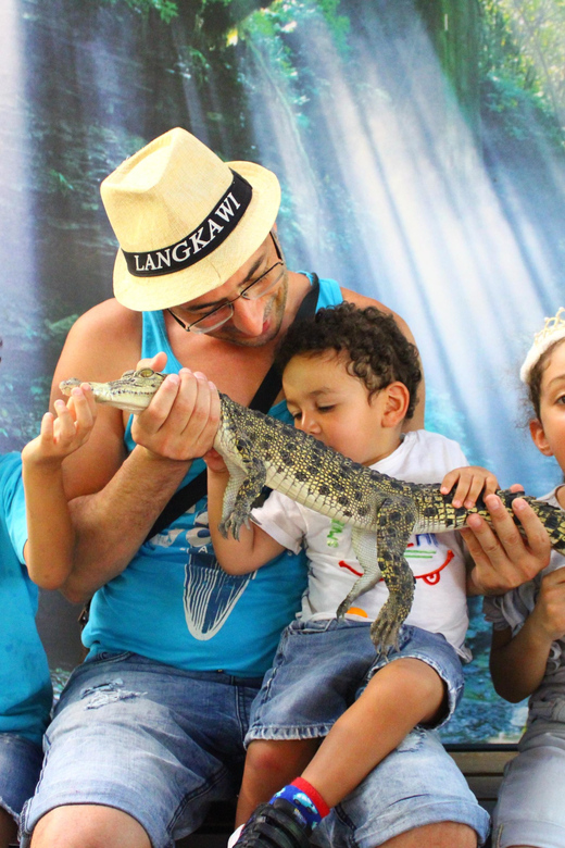 Kedah: Crocodile Adventureland Langkawi Admission Ticket - Dinosaur Encounter and Exhibits