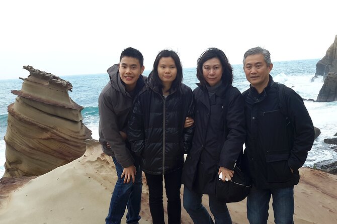 Keelung Port Pick up Day Tour ( Private Group) - Entry Ticket and Overtime