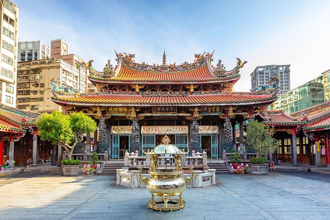 Keelung Shore Excursions: Private 6-Hour Taipei City Adventure! - Inclusions and Logistics