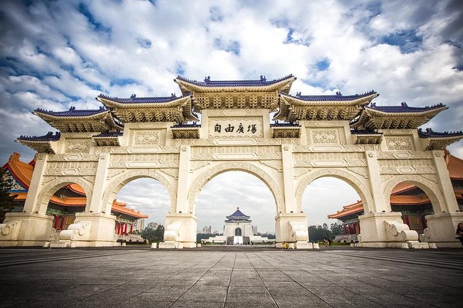 Keelung Shore: Taipei Private Tour (English Licensed Guide) - Pickup Information