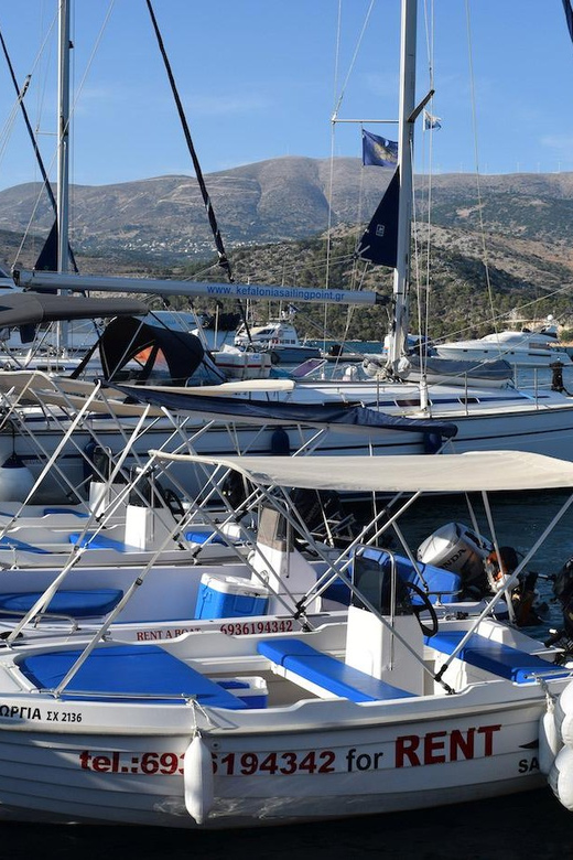 Kefalonia: Boat Rental (15HP Motorboat)-No License Required - Key Points