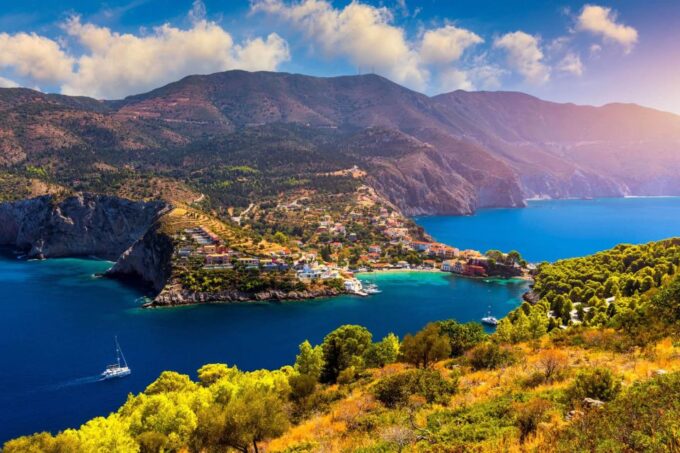 Kefalonia: Island Highlights Bus and Boat Tour With Lunch - Swim at Myrtos Beach