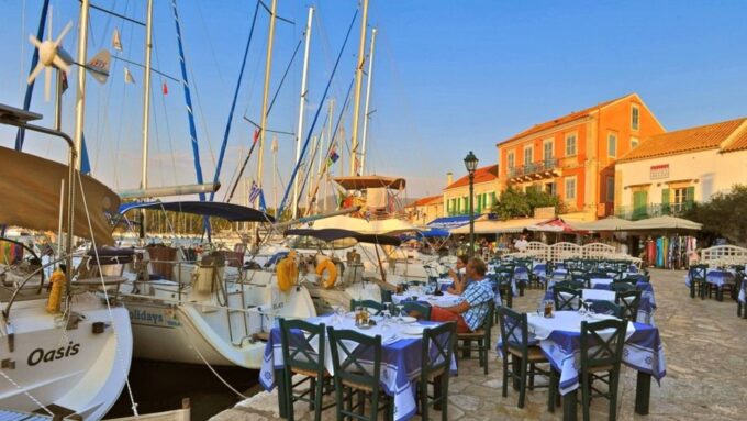 Kefalonia: Island Sightseeing Bus Tour With Hotel Transfer - Stroll Through Fiscardo Village