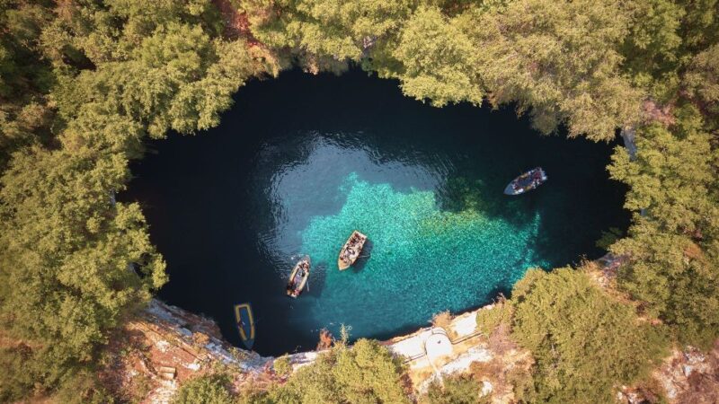Kefalonia: Melissani and Drogarati Cave Tour - Itinerary Details