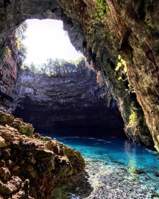 Kefalonia:Melissani Lake,Drogarati Cave & Antisamos Day Trip - Itinerary Highlights